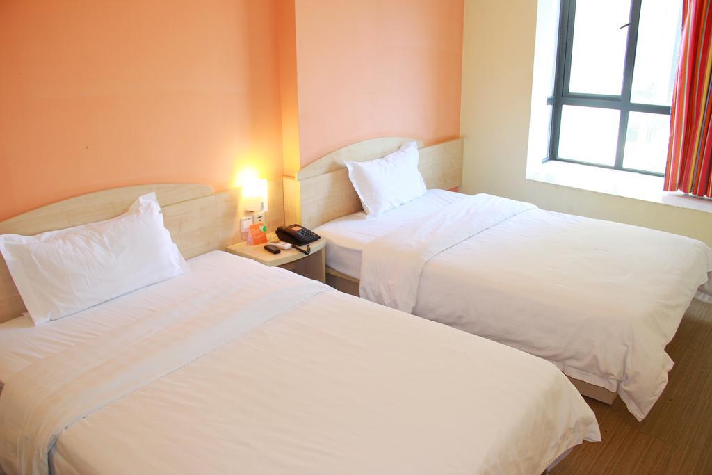 7Days Inn Guangzhou Tianhe Tianpingjia Subway Station Chambre photo