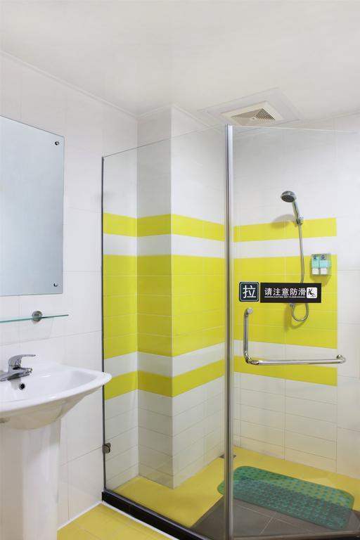 7Days Inn Guangzhou Tianhe Tianpingjia Subway Station Chambre photo